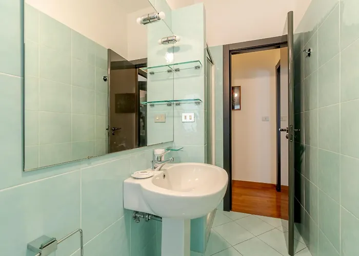 Guesthost - Castagneto & Relax