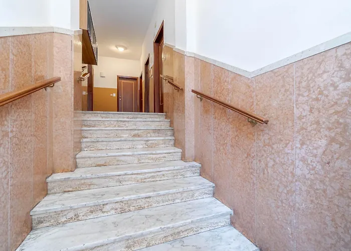 Guesthost - Castagneto & Relax *